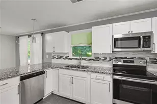 2810 Foxlair Trail, South Fulton, GA 30349 - Photo 15