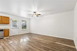 303 Village Chase, Woodstock, GA 30188 - Photo 7