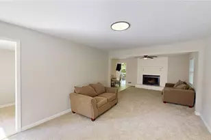 1711 E Kellogg Cir, Douglasville, GA 30134 - Photo 9