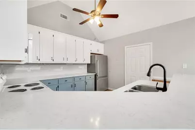 1130 Larkspur Drive, Locust Grove, GA 30248 - Photo 11
