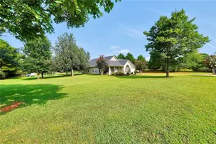 1130 Larkspur Dr, Locust Grove, GA 30248 - Photo 35
