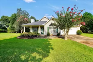 1130 Larkspur Dr, Locust Grove, GA 30248 - Photo 3