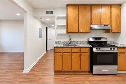 3203 E Point Street #5, Atlanta, GA 30344 - Photo 7