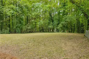 3690 Asbury Ln SW, Atlanta, GA 30331 - Photo 29