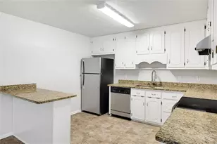 225 Hollis Cir, Dallas, GA 30157 - Photo 3