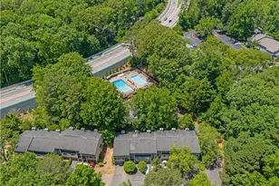 2877 Torreya Way SE, Marietta, GA 30067 - Photo 3