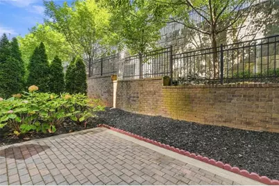 579 Broadview Place NE, Atlanta, GA 30324 - Photo 47