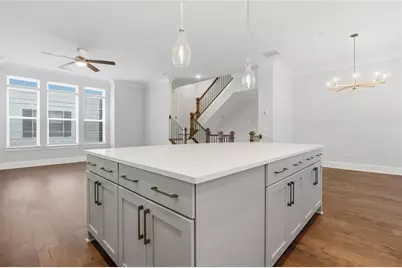 579 Broadview Place NE, Atlanta, GA 30324 - Photo 23
