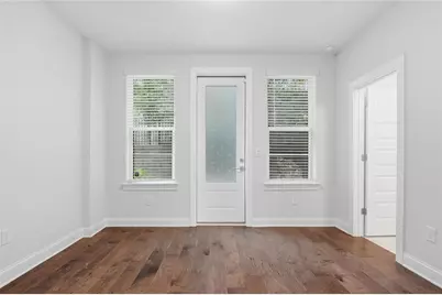 579 Broadview Place NE, Atlanta, GA 30324 - Photo 9