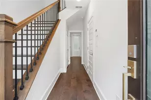 579 Broadview Pl NE, Atlanta, GA 30324 - Photo 7