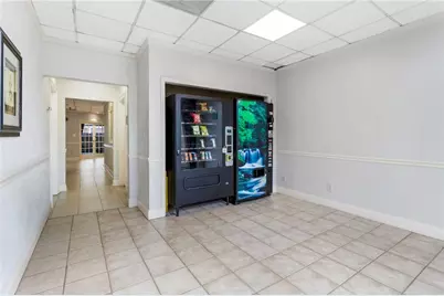 2479 Peachtree Road NE #217, Atlanta, GA 30305 - Photo 9