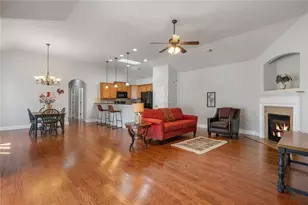 601 Abbey Dr, Woodstock, GA 30188 - Photo 5