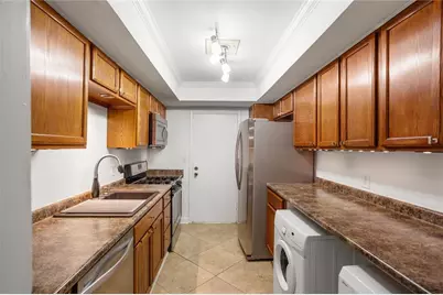 6851 Roswell Road #H28, Sandy Springs, GA 30328 - Photo 7