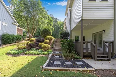 1749 Patriots Way NW, Kennesaw, GA 30152 - Photo 3