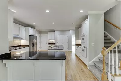 9345 Riverclub Parkway, Duluth, GA 30097 - Photo 13