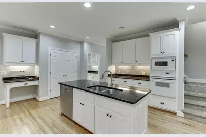 9345 Riverclub Parkway, Duluth, GA 30097 - Photo 17