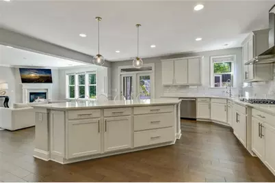 516 Flyingbolt Run, Canton, GA 30115 - Photo 9