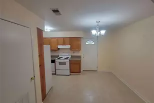 2674 Evans Mill Dr, Lithonia, GA 30058 - Photo 5