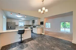 2470 Kingsley Dr NE, Marietta, GA 30062 - Photo 11
