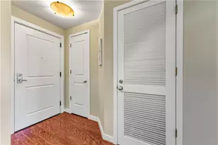 3338 Peachtree Rd NE, Atlanta, GA 30326 - Photo 3