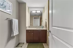 3338 Peachtree Rd NE, Atlanta, GA 30326 - Photo 11