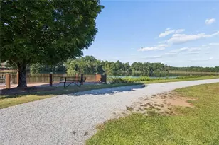 7627 Waterlace Dr, Fairburn, GA 30213 - Photo 53