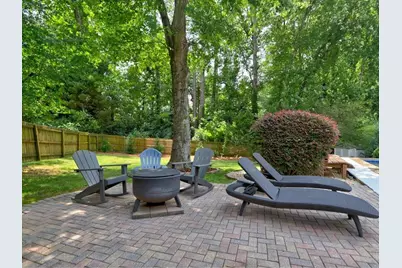 715 Glenforest Road, Sandy Springs, GA 30328 - Photo 17