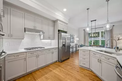 3313 Buckhead Forest Mews NE, Atlanta, GA 30305 - Photo 13