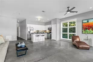 560 Dutch Valley Rd NE, Atlanta, GA 30324 - Photo 7