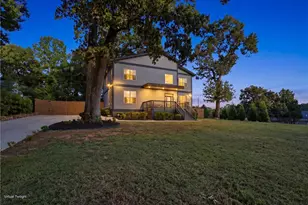 480 S Howard St SE, Atlanta, GA 30317 - Photo 1