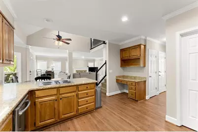 907 Forest Pond Drive, Marietta, GA 30068 - Photo 13