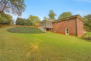 68 Christine Dr, Marietta, GA 30066 - Photo 27