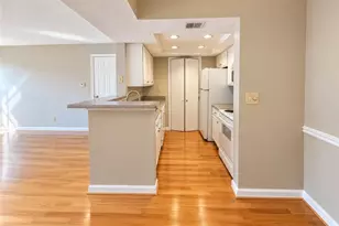 2037 Chastain Park Ct NE, Atlanta, GA 30342 - Photo 3