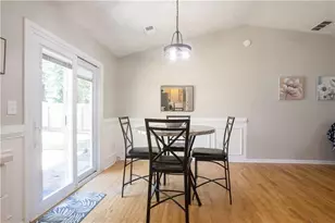 1971 Marshes Glenn Dr, Norcross, GA 30071 - Photo 11