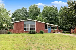 265 Elks St, Winder, GA 30680 - Photo 3