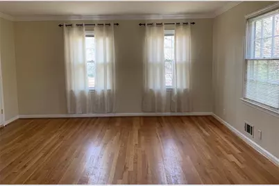 1455 Spalding Drive, Sandy Springs, GA 30350 - Photo 13