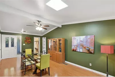 6810 Sunny Brook Lane, Sandy Springs, GA 30328 - Photo 15
