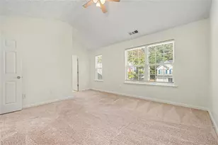 9464 Lakeview Rd, Union City, GA 30291 - Photo 15