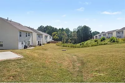 9464 Lakeview Road, Union City, GA 30291 - Photo 3