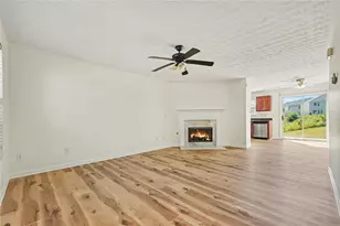 9464 Lakeview Rd, Union City, GA 30291 - Photo 7