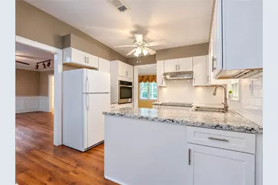412 Ben Avenue, Lilburn, GA 30047 - Photo 7