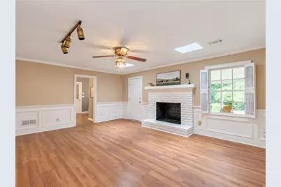 412 Ben Avenue, Lilburn, GA 30047 - Photo 11