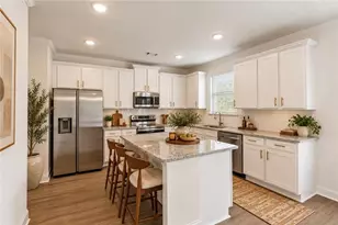 7431 Rocklin Ln, Flowery Branch, GA 30542 - Photo 13