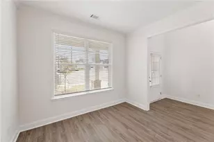 7431 Rocklin Ln, Flowery Branch, GA 30542 - Photo 3