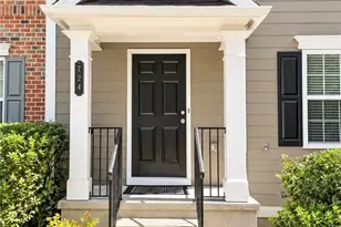 724 Breeze Ln, Woodstock, GA 30188 - Photo 3
