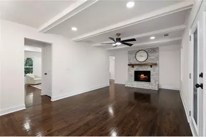 860 Landmark Drive, Sandy Springs, GA 30342 - Photo 7