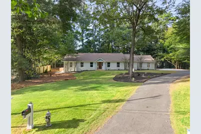 860 Landmark Drive, Sandy Springs, GA 30342 - Photo 3