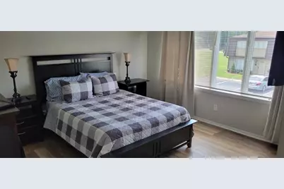 1819 Ashborough Circle SE #F, Marietta, GA 30067 - Photo 3
