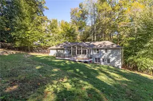 415 Forest Hills Dr, Sandy Springs, GA 30342 - Photo 35