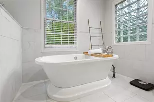 421 Golfview Rd Road NW, Atlanta, GA 30309 - Photo 31